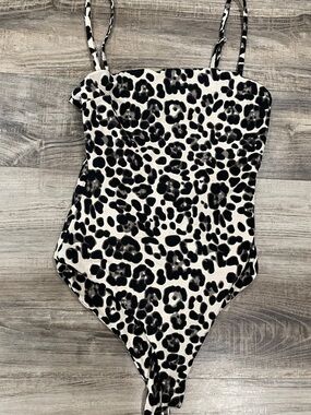 White Fox Boutique Black & White Leopard Print Bodysuit